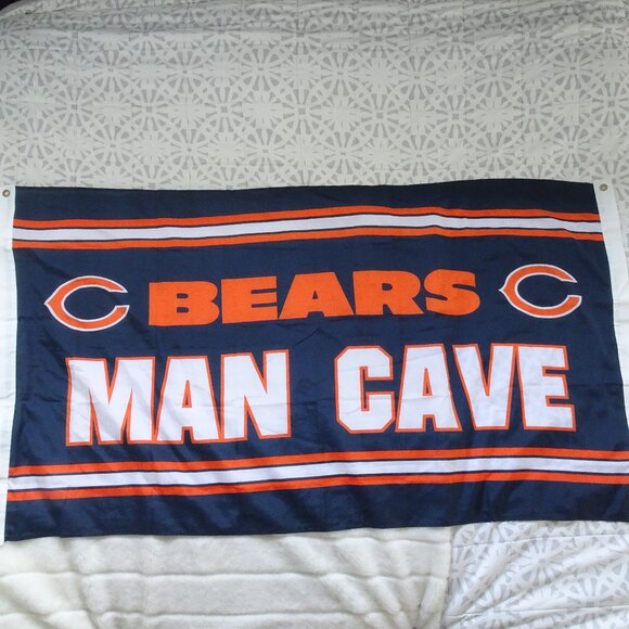 Chicago Bears Man Cave Banner 34X60 NWOT - Picture 1 of 3